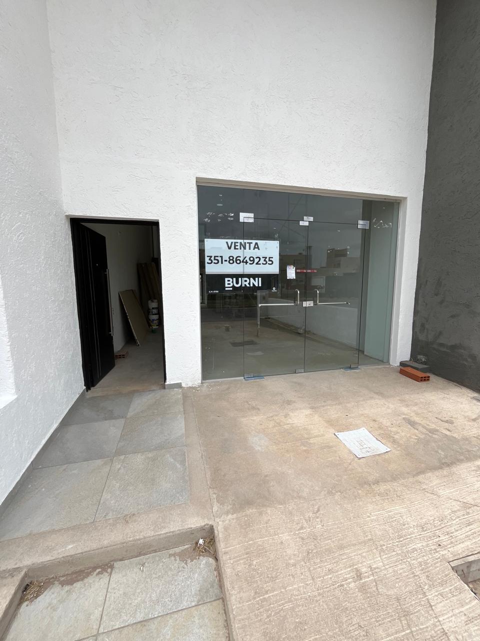 Local con oficina y baño privado en 1er piso! La mejor ubicaci&oacute;n para tu local en Docta! u