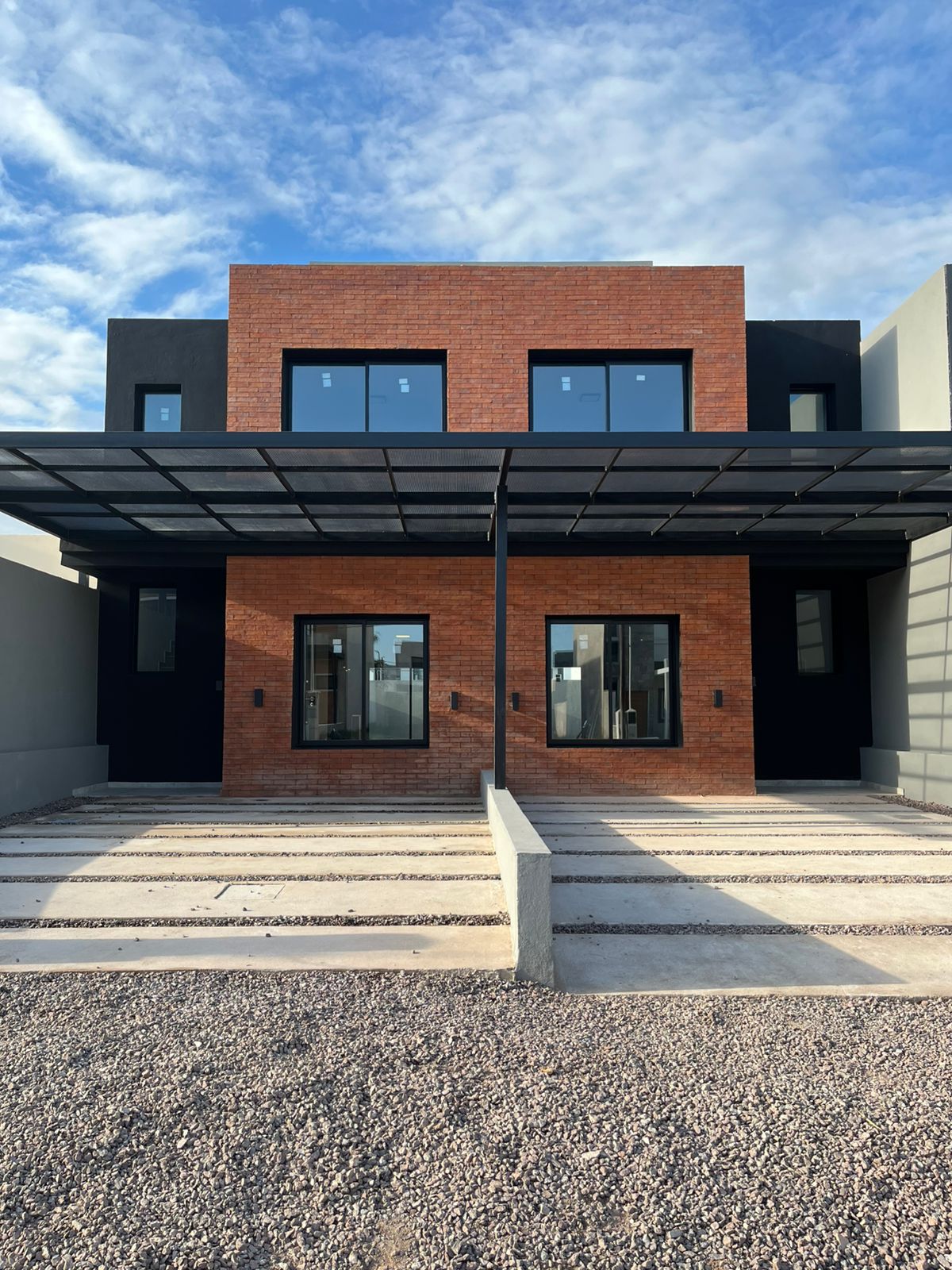 ¡Dúplex de calidad!  3 dormitorios en Docta 