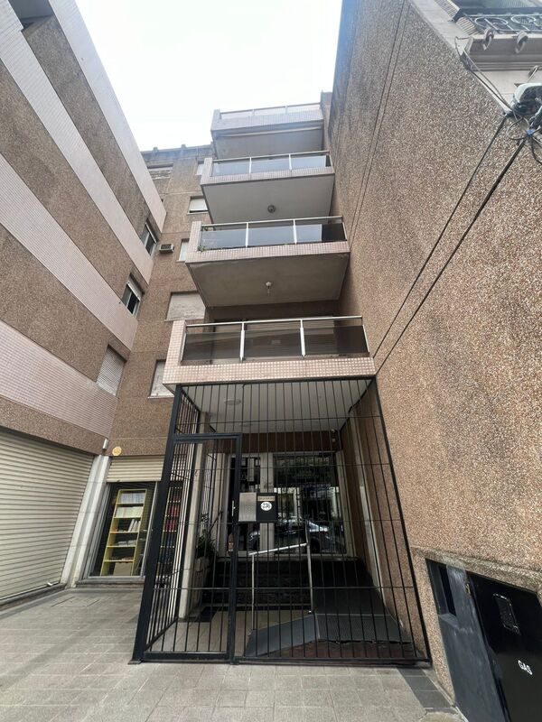 Venta – Departamento de 2 dormitorios con gran terraza! 