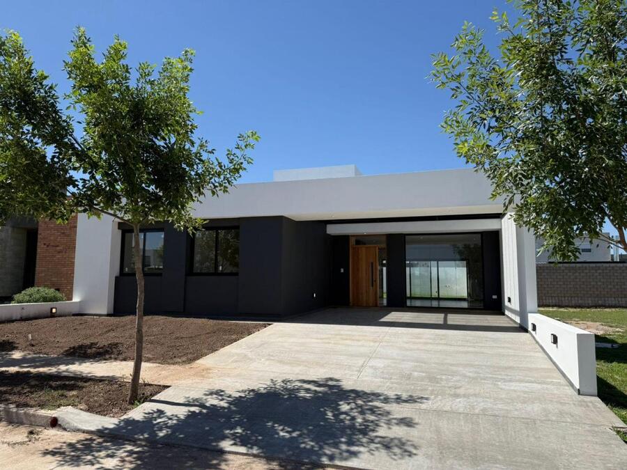 Distrito Sur – Casa a estrenar en Planta Baja 