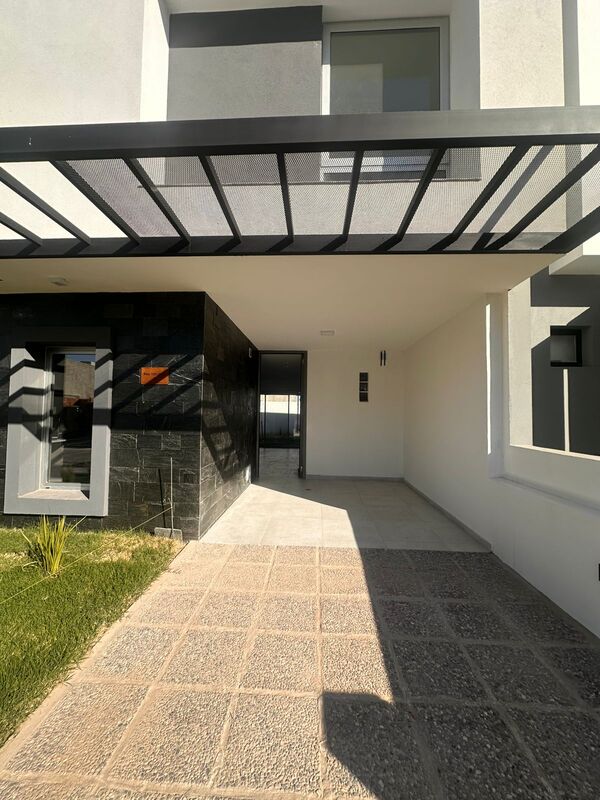 Miradores de Manantiales 2 – Dúplex a estrenar de 3 dormitorios en venta 