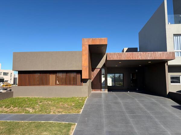 Terrazas de manantiales – casa a estrenar en venta! 