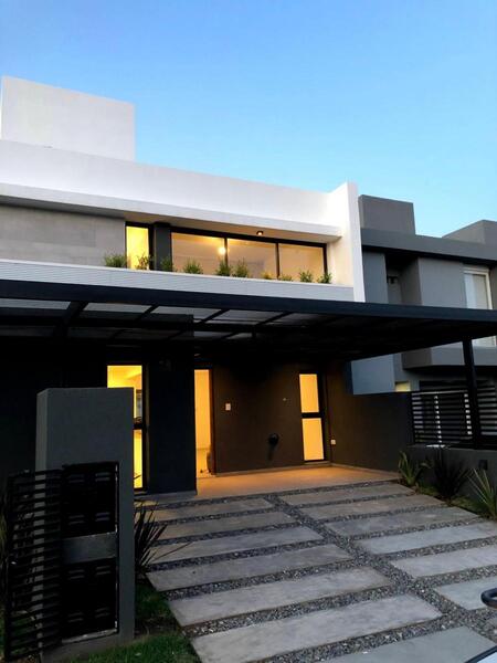 Duplex en venta de 2 dormitorios en Miradores 2! 